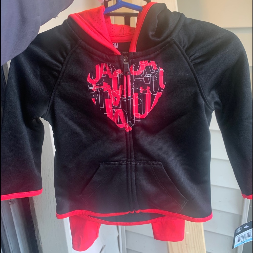 NWT UNDER ARMOUR OUTFIT